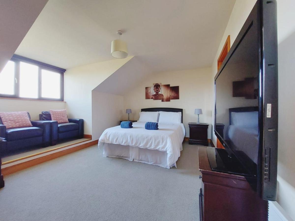 Private Accommodation In House Close To Galway City Exteriör bild